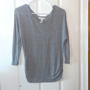 Grey quarter sleeve shirt